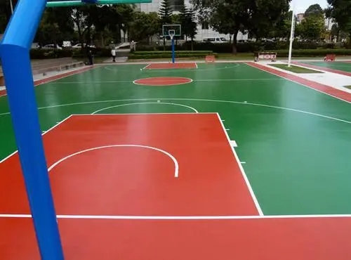 长寿球场地面翻新,裂缝修重要性